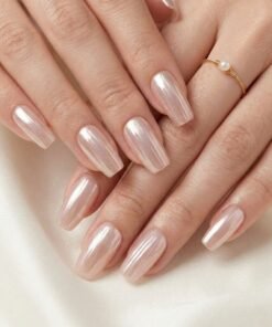 Cat-Eye Luminous Pearlescent Glazed Press-On Nails