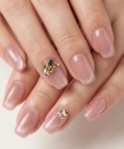 Cat-Eye Pink Press-On Nails with Elegant Rhinestone Accent Clusters